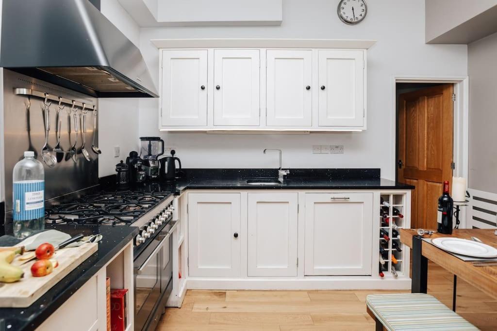 Henley Gardens Apartment Luaran gambar