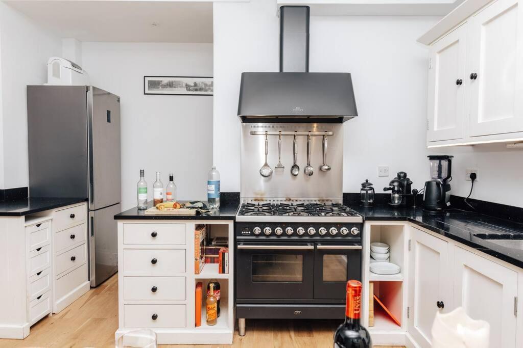 Henley Gardens Apartment Luaran gambar