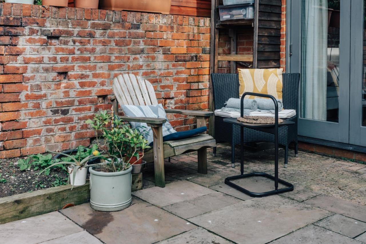 Henley Gardens Apartment Luaran gambar