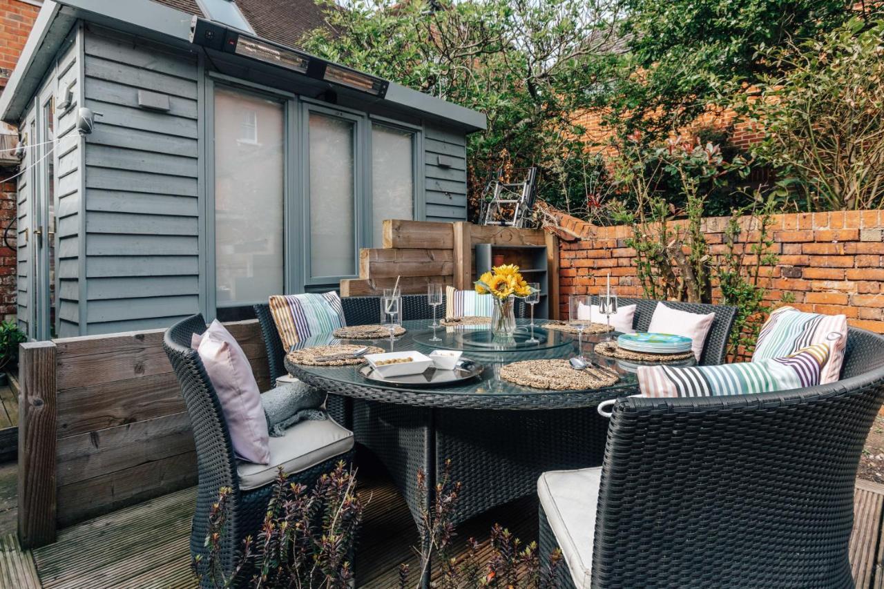 Henley Gardens Apartment Luaran gambar