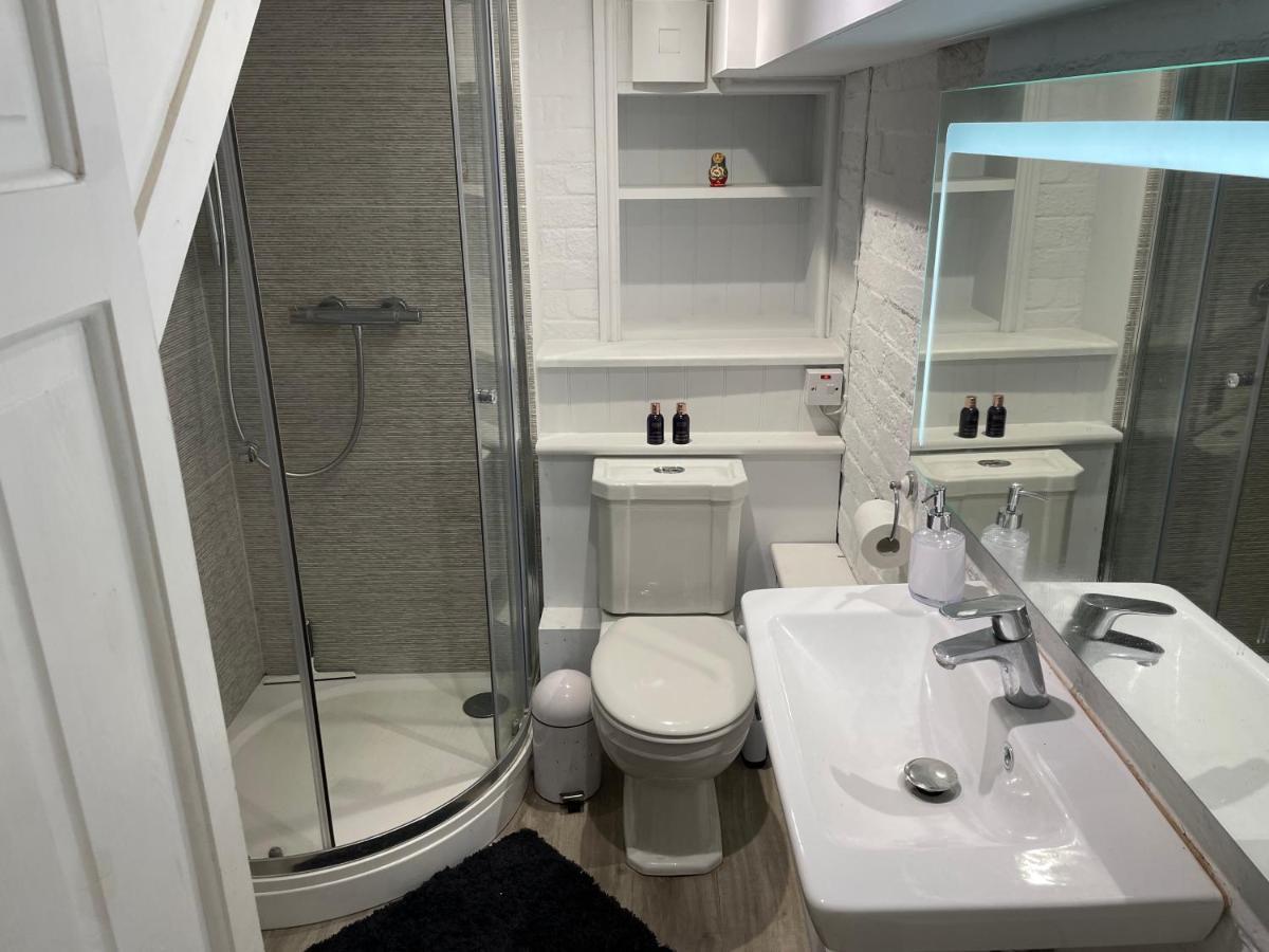 Henley Gardens Apartment Luaran gambar